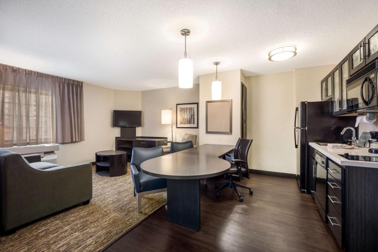 Sonesta Simply Suites Dallas Galleria Екстериор снимка