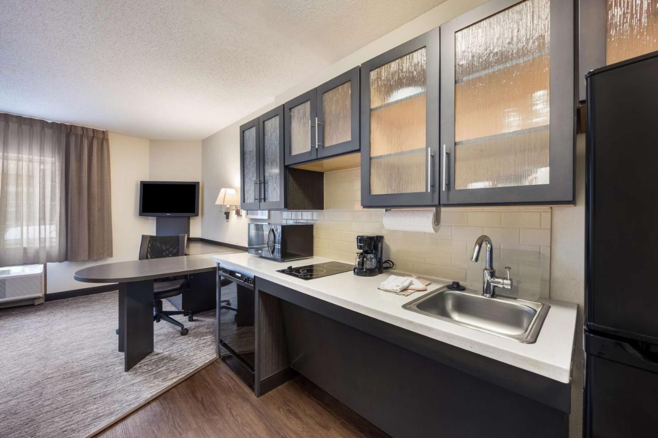 Sonesta Simply Suites Dallas Galleria Екстериор снимка