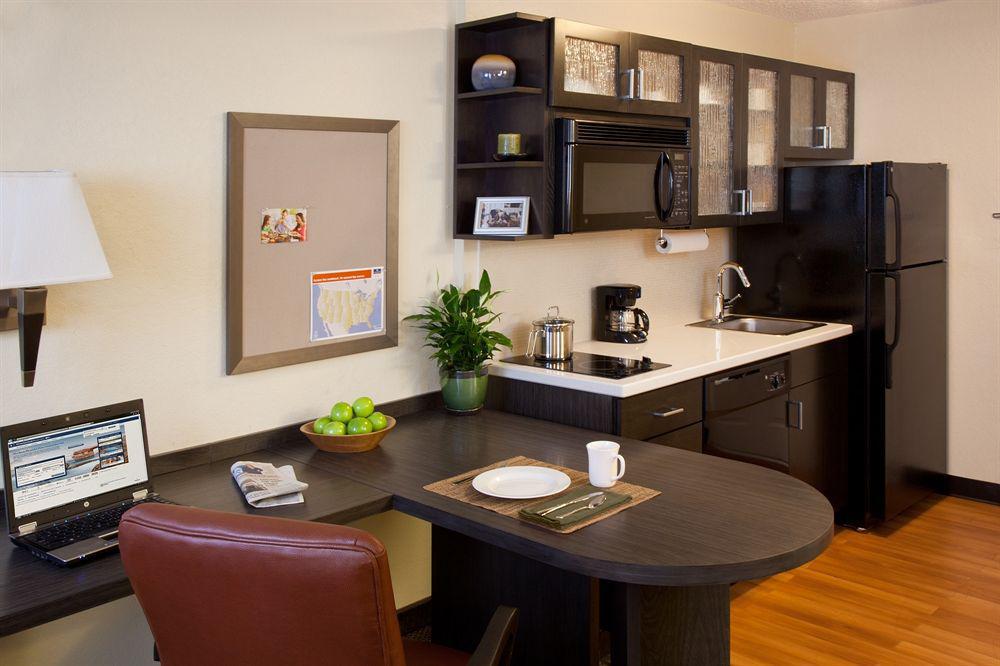 Sonesta Simply Suites Dallas Galleria Екстериор снимка